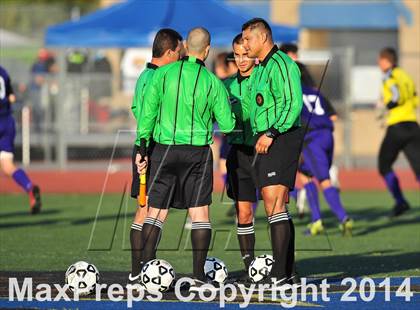 Thumbnail 1 in Carlsbad vs. Loyola (CIF SoCal Regional D1 Final) photogallery.
