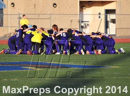 Thumbnail 2 in Carlsbad vs. Loyola (CIF SoCal Regional D1 Final) photogallery.