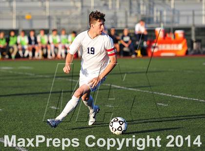 Thumbnail 1 in Carlsbad vs. Loyola (CIF SoCal Regional D1 Final) photogallery.