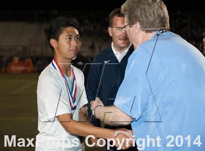 Thumbnail 1 in Carlsbad vs. Loyola (CIF SoCal Regional D1 Final) photogallery.