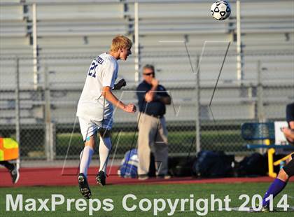 Thumbnail 2 in Carlsbad vs. Loyola (CIF SoCal Regional D1 Final) photogallery.