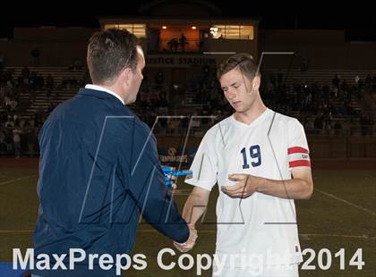 Thumbnail 1 in Carlsbad vs. Loyola (CIF SoCal Regional D1 Final) photogallery.