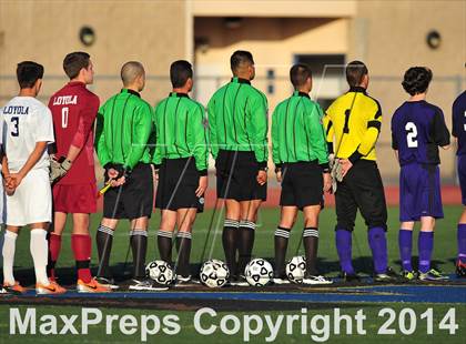 Thumbnail 2 in Carlsbad vs. Loyola (CIF SoCal Regional D1 Final) photogallery.