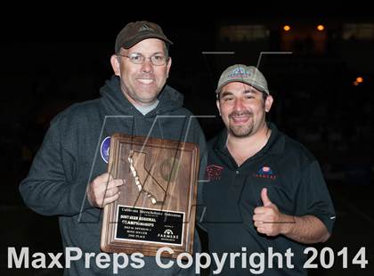 Thumbnail 3 in Carlsbad vs. Loyola (CIF SoCal Regional D1 Final) photogallery.
