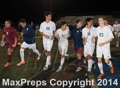 Thumbnail 2 in Carlsbad vs. Loyola (CIF SoCal Regional D1 Final) photogallery.