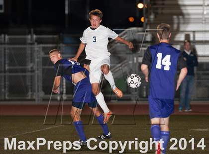 Thumbnail 2 in Carlsbad vs. Loyola (CIF SoCal Regional D1 Final) photogallery.