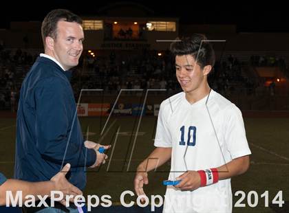 Thumbnail 2 in Carlsbad vs. Loyola (CIF SoCal Regional D1 Final) photogallery.