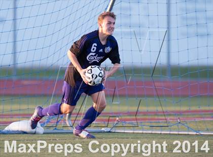 Thumbnail 3 in Carlsbad vs. Loyola (CIF SoCal Regional D1 Final) photogallery.