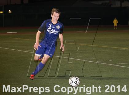 Thumbnail 2 in Carlsbad vs. Loyola (CIF SoCal Regional D1 Final) photogallery.