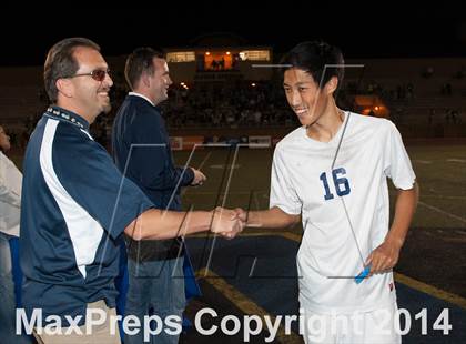 Thumbnail 3 in Carlsbad vs. Loyola (CIF SoCal Regional D1 Final) photogallery.