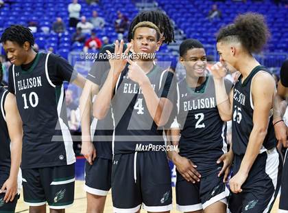 Thumbnail 2 in Veterans Memorial vs. Ellison (UIL 5A Basketball Semifinal Medal Ceremony) photogallery.