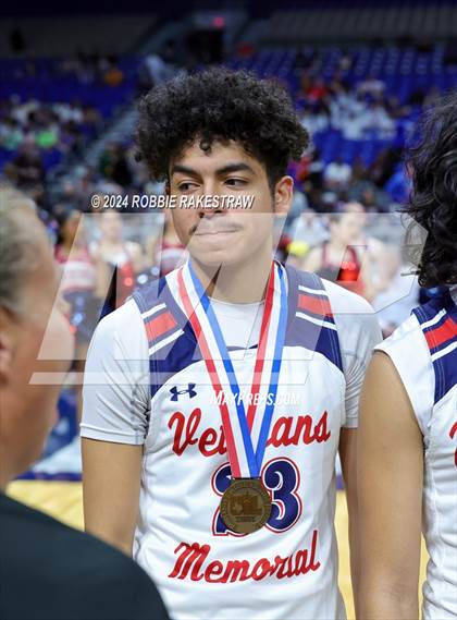 Thumbnail 3 in Veterans Memorial vs. Ellison (UIL 5A Basketball Semifinal Medal Ceremony) photogallery.
