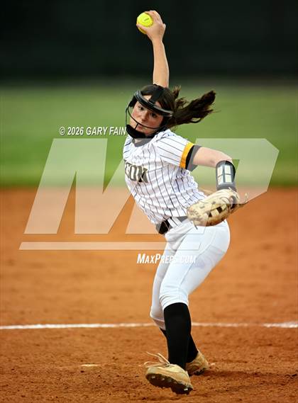 Thumbnail 3 in Bradley Central @ Hixson photogallery.