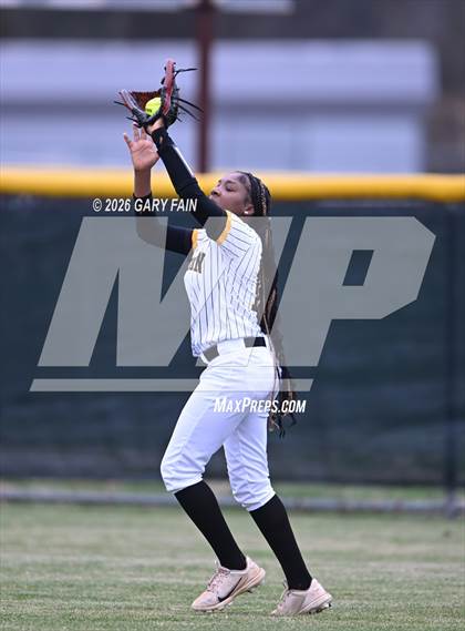 Thumbnail 3 in Bradley Central @ Hixson photogallery.