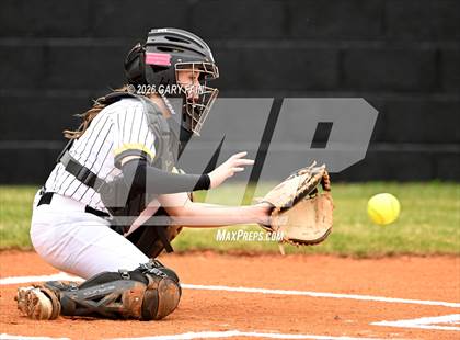 Thumbnail 3 in Bradley Central @ Hixson photogallery.