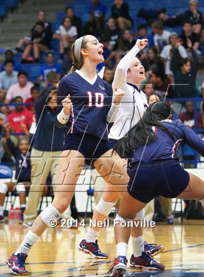 Thumbnail 3 in Allen @ Plano West photogallery.