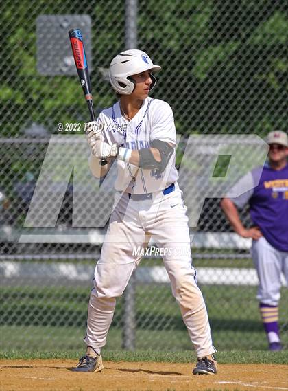 Thumbnail 3 in Glastonbury vs. Westhill (CIAC Class LL First Round) photogallery.