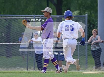 Thumbnail 3 in Glastonbury vs. Westhill (CIAC Class LL First Round) photogallery.