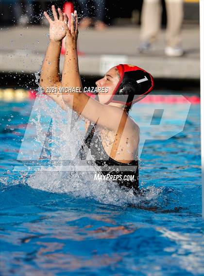 Thumbnail 3 in Bishop's vs. Carlsbad (CIF SDS Open Final) photogallery.