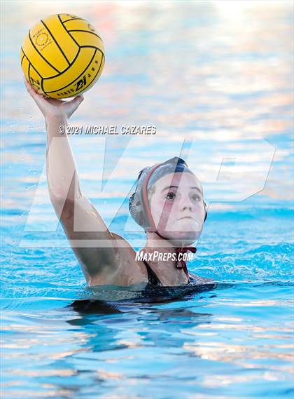 Thumbnail 3 in Bishop's vs. Carlsbad (CIF SDS Open Final) photogallery.