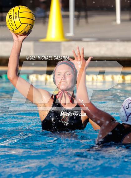 Thumbnail 2 in Bishop's vs. Carlsbad (CIF SDS Open Final) photogallery.