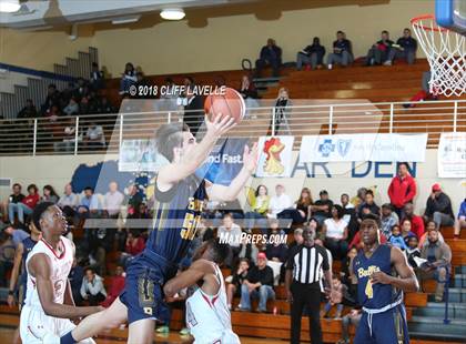 Thumbnail 2 in Bullis vs. St. John's (Rotary Roundball Classic) photogallery.