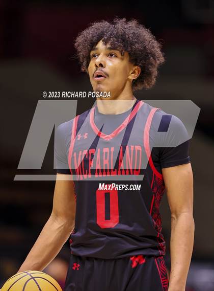 Thumbnail 1 in McFarland vs. Madera South (CIF CS D V Championship) photogallery.