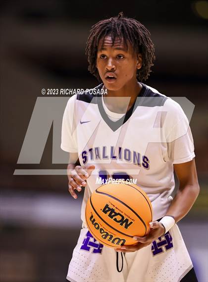Thumbnail 3 in McFarland vs. Madera South (CIF CS D V Championship) photogallery.