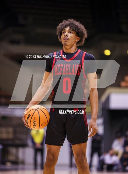 Thumbnail 3 in McFarland vs. Madera South (CIF CS D V Championship) photogallery.