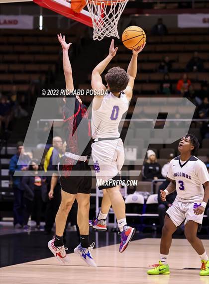 Thumbnail 1 in McFarland vs. Madera South (CIF CS D V Championship) photogallery.