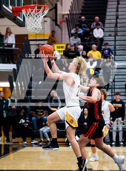 Thumbnail 3 in Beavercreek @ Centerville photogallery.