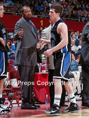 Thumbnail 2 in Mater Dei vs. Villa Park (CIF SoCal D2 Final) photogallery.