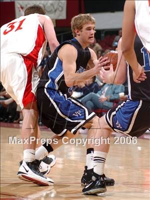 Thumbnail 2 in Mater Dei vs. Villa Park (CIF SoCal D2 Final) photogallery.