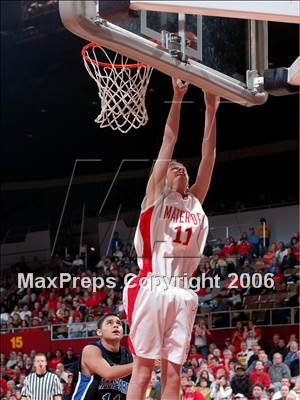 Thumbnail 1 in Mater Dei vs. Villa Park (CIF SoCal D2 Final) photogallery.