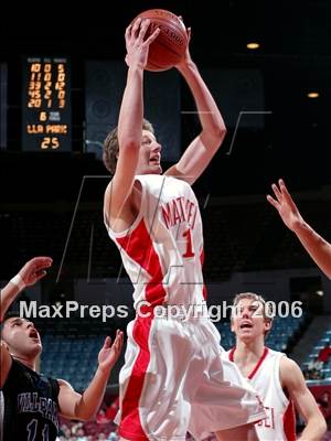 Thumbnail 3 in Mater Dei vs. Villa Park (CIF SoCal D2 Final) photogallery.