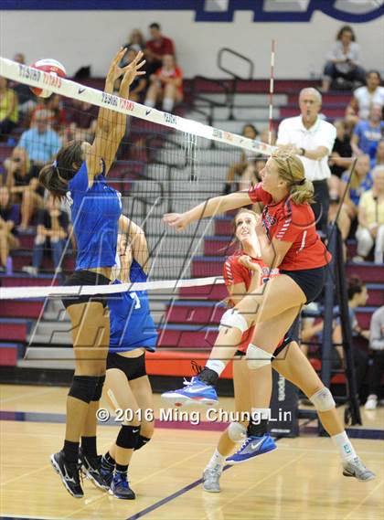 Thumbnail 1 in El Toro @ Tesoro photogallery.