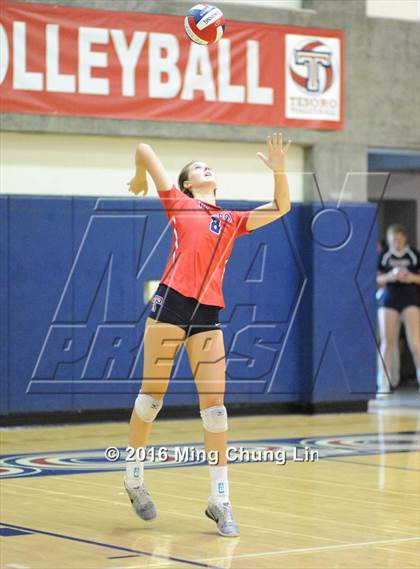 Thumbnail 2 in El Toro @ Tesoro photogallery.