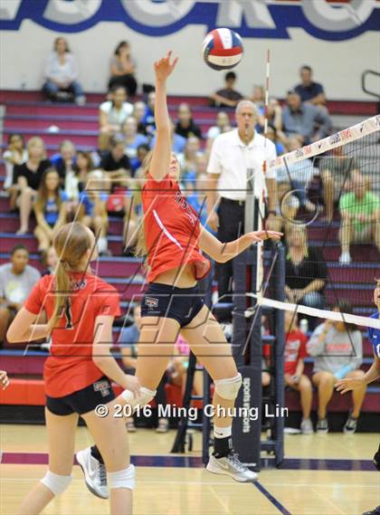 Thumbnail 2 in El Toro @ Tesoro photogallery.