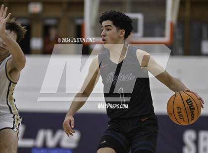 Thumbnail 3 in Montgomery vs. Archbishop Mitty (Torrey Pines Holiday Classic) photogallery.