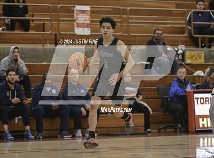 Thumbnail 3 in Montgomery vs. Archbishop Mitty (Torrey Pines Holiday Classic) photogallery.
