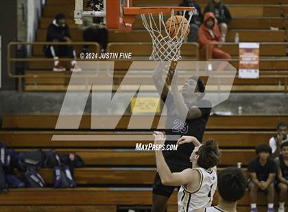 Thumbnail 2 in Montgomery vs. Archbishop Mitty (Torrey Pines Holiday Classic) photogallery.