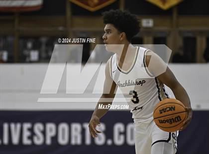 Thumbnail 1 in Montgomery vs. Archbishop Mitty (Torrey Pines Holiday Classic) photogallery.