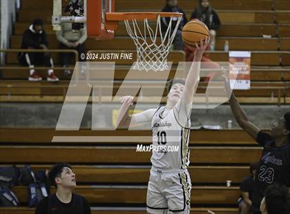 Thumbnail 1 in Montgomery vs. Archbishop Mitty (Torrey Pines Holiday Classic) photogallery.