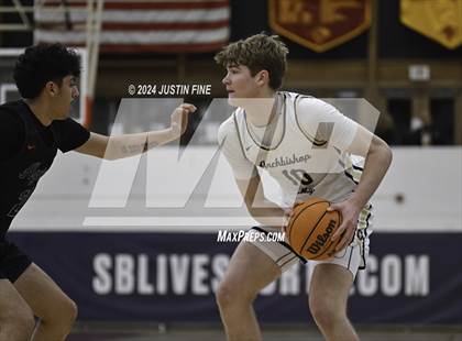 Thumbnail 1 in Montgomery vs. Archbishop Mitty (Torrey Pines Holiday Classic) photogallery.