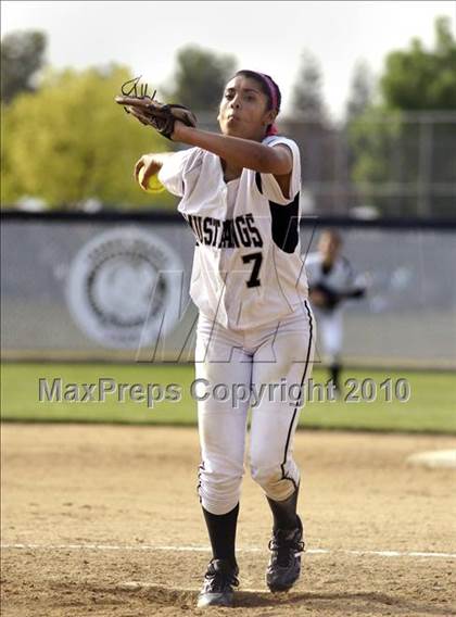 Thumbnail 2 in Centennial @ Stockdale photogallery.