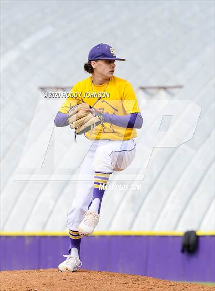 Thumbnail 1 in DeRidder vs South Beauregard  photogallery.