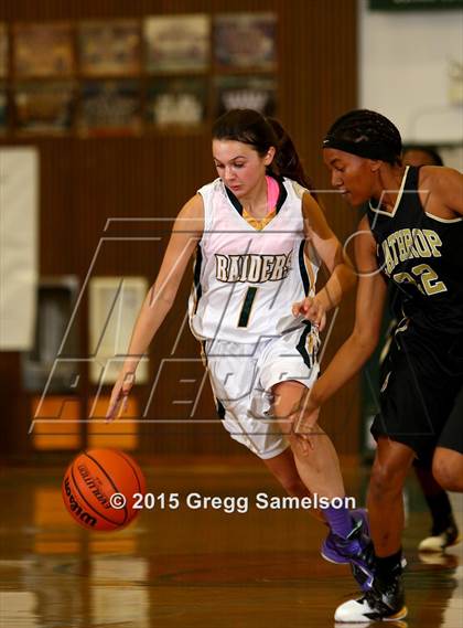 Thumbnail 1 in Rio Americano vs Lathrop (Triple R Tournament) photogallery.