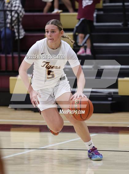 Thumbnail 3 in Canyon @ Dripping Springs photogallery.