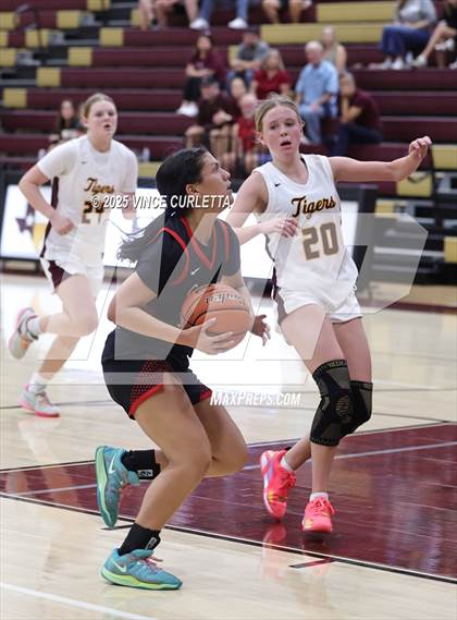 Thumbnail 2 in Canyon @ Dripping Springs photogallery.