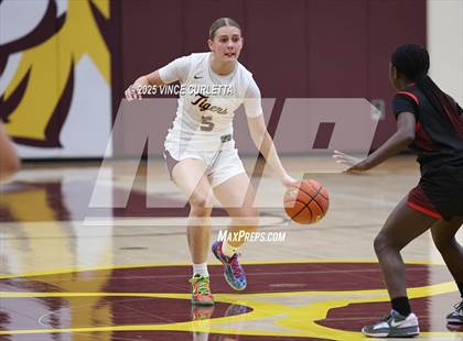 Thumbnail 2 in Canyon @ Dripping Springs photogallery.